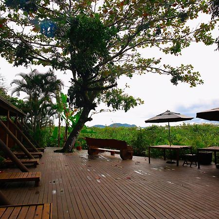 Pousada Villa Verde - Frente Para A Praia Do Farol Іля-ду-Мел Екстер'єр фото
