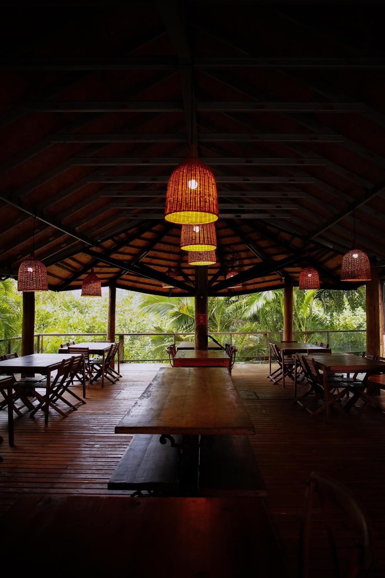 Pousada Villa Verde - Frente Para A Praia Do Farol Іля-ду-Мел Екстер'єр фото